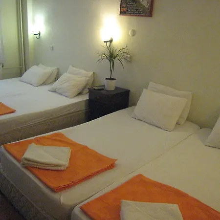 Paris Hotel 3*