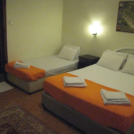 Paris Hotel 3*