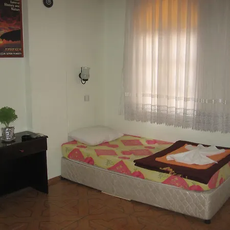 Paris 3* Selçuk